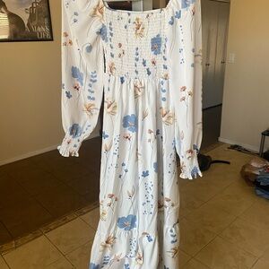 SHEIN White Floral Maxi Dress